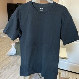 Uniqlo Men's Dark Navy Short Sleeve Tee